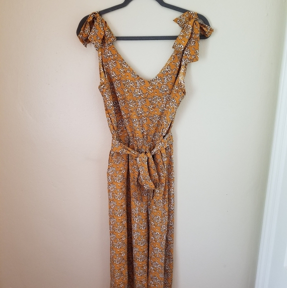 V-Neck Wide Leg Long Jumpsuit with Belt - Picture 6 of 6